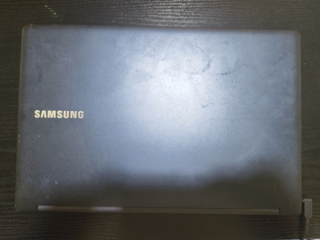 Samsung laptop486388569138145280