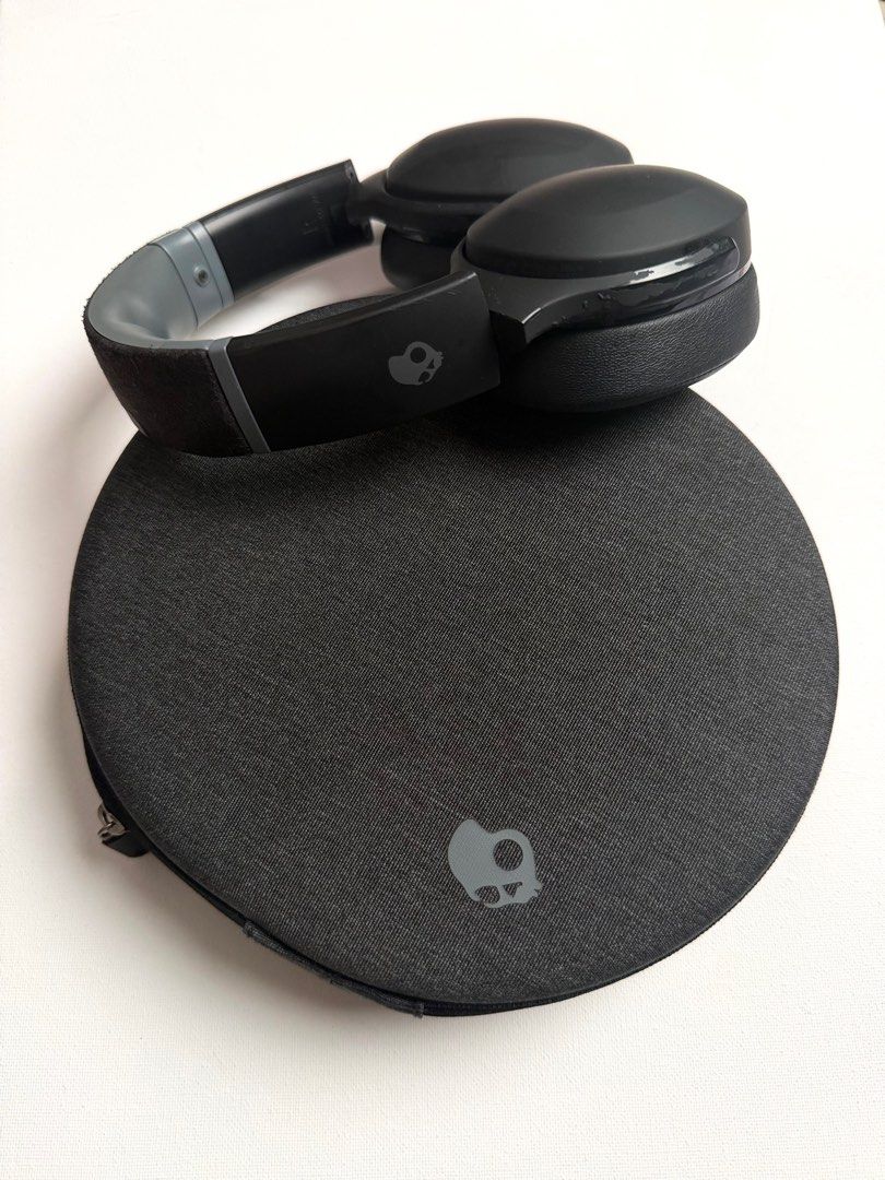 Skullcandy Crusher Evo (Category: Headphones & Headsets) located in Davao. Submitted by val_ad (Listing ID 1444749629, Image 2). Description: Skullcandy Crusher Evo Hear and feel the bass! Location - Davao City Free shipping to any parts in PH.