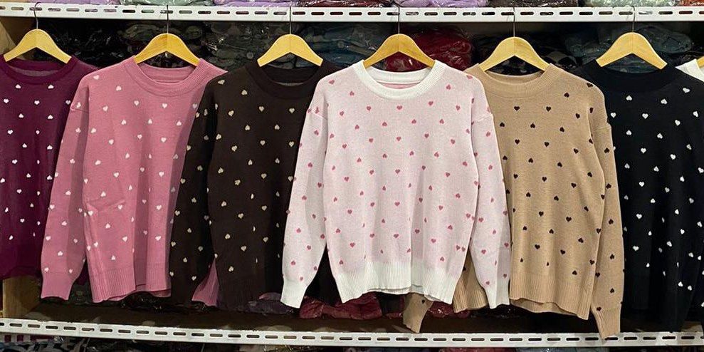 sweater polka love (Kategori: Atasan) berada di Jakarta Pusat. Dikirim oleh prlvd_dni (ID iklan 1444783465, Gambar 1). Deskripsi: .