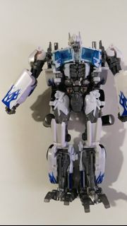 (Category: ) located in . Submitted by rowenata (Listing ID 1444711926, Image 1). Description: .