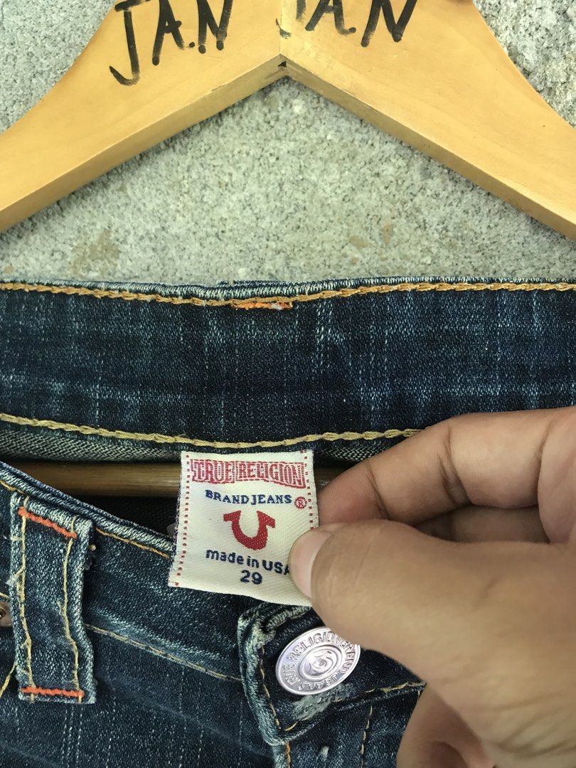 TRUE RELIGION PANTS (Category: Jeans) located in Aurora. Submitted by thrillthriftfinds123 (Listing ID 1444717638, Image 3). Description: TRUE RELIGION PANTS SIZE 30 NO ISSUE GOOD CONDITION GANDA NITO GUYS 9.5 COLOR RATE .