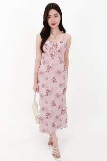 (Category: ) located in . Submitted by j.y.closet (Listing ID 1444809128, Image 1). Description: .