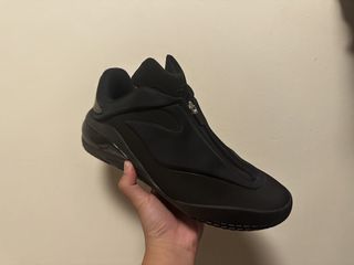 (Category: ) located in . Submitted by sneakerminiclub (Listing ID 1444838533, Image 1). Description: .