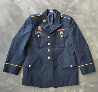 (Category: ) located in . Submitted by historicthrift (Listing ID 1444719896, Image 1). Description: .