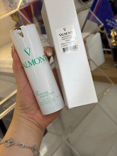 （分類：）位於 。 由 celeste__hk_ 提交（商品編號 1444771895，圖片 1）。簡介： 。