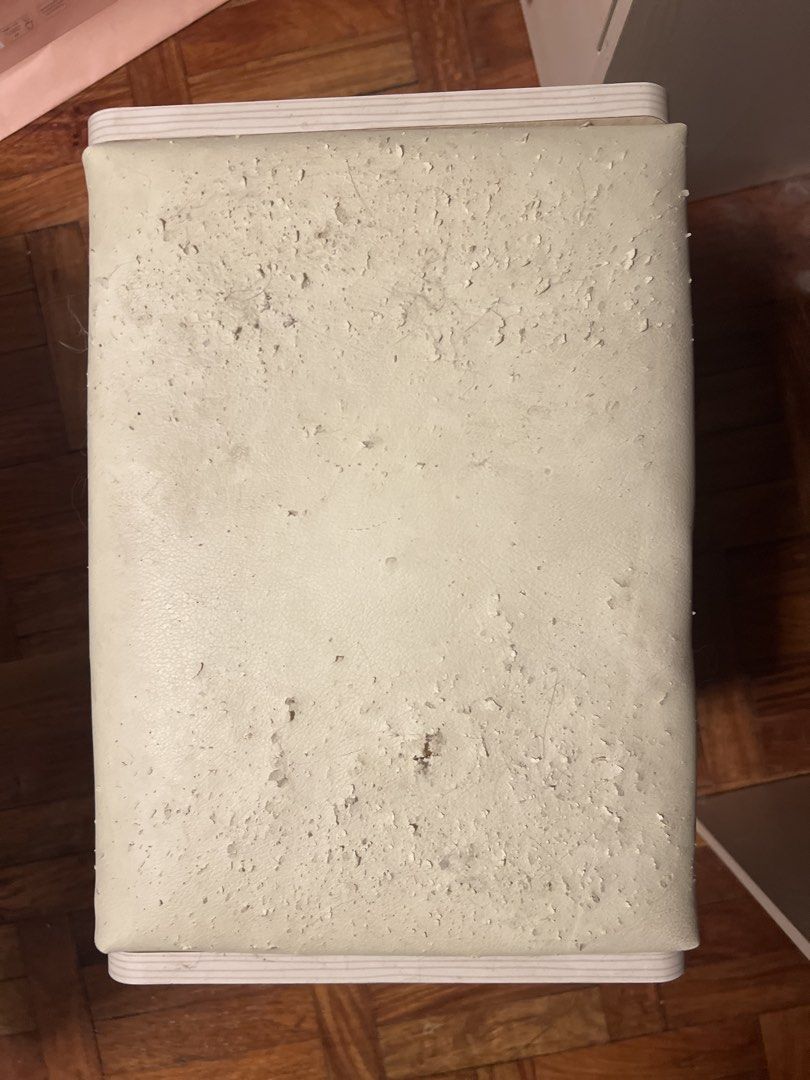 RUSH SALE Vanity Table with Drawer Lock Mirror (Category: Tables & Sets) located in Caloocan City. Submitted by keenforest-c0155b (Listing ID 1438392933, Image 3). Description: Used vanity with chair, LED to be fixed. Chair has cat scratches, can be reupholstered. Buyer to shoulder pickup and transport from condo unit via Lalamove.