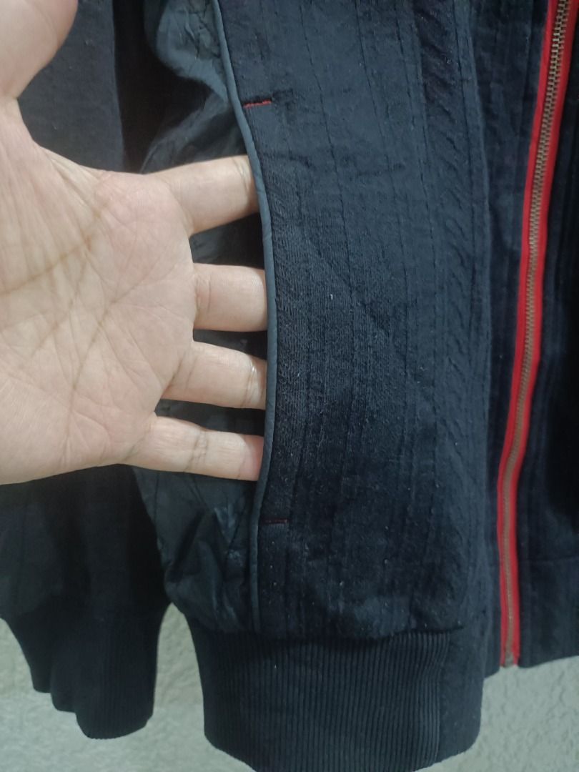 (PRICE DROP) - VINTAGE DKNY COLLECTION FULLZIP WOOL JACKET (Category: Coats, Jackets and Outerwear) located in Calamba. Submitted by rootsph (Listing ID 1444750249, Image 2). Description: Details: Fits Medium to Large Dimes: 22W x 26L Color: Dark Navy Blue Condition: Very Good, Zipper working but linking/unlinking the bottom parts is a bit hard, complete tags Please manage your expectation, item being sold is preloved and not brand new unless sta