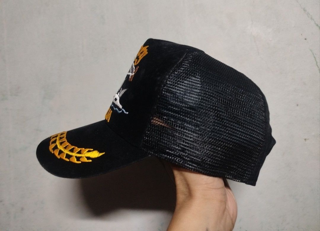 Vintage Sydney Australia Trucker Hat (Category: Caps & Hats) located in San Juan City. Submitted by reddvelasquez4298 (Listing ID 1444729912, Image 3). Description: Vintage Sydney Australia Trucker Hat Good Condition No issues 450 pesos PM.