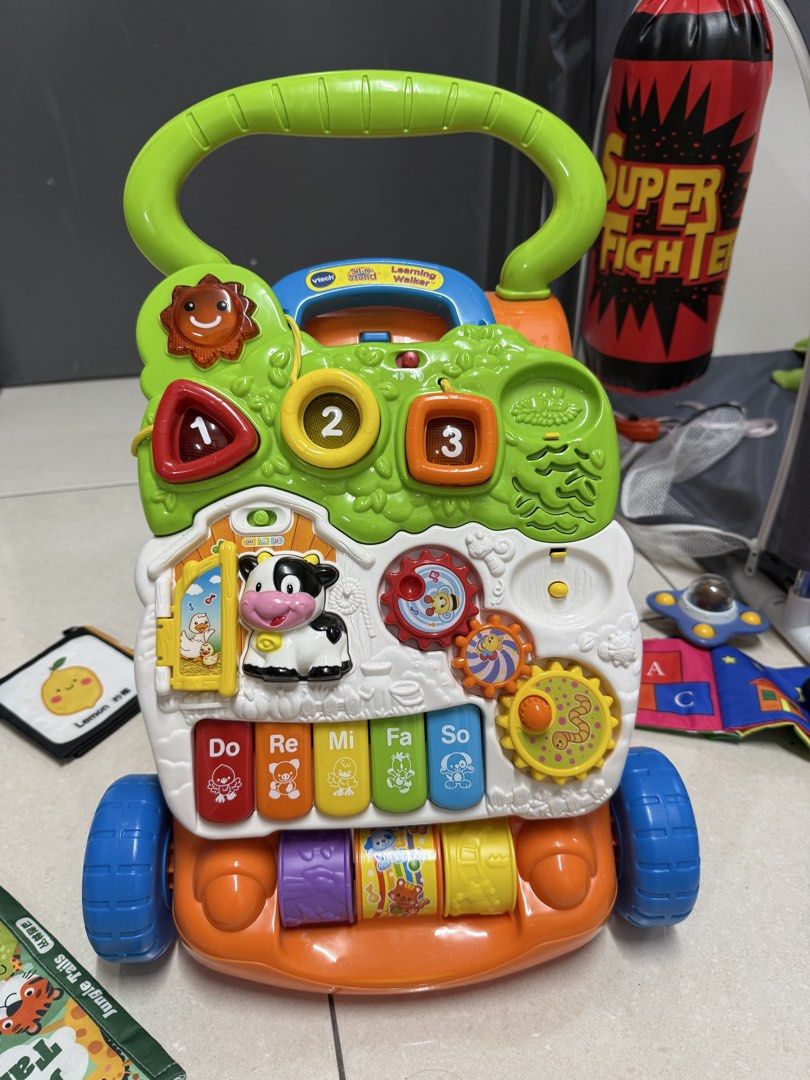 VTech Push Walker (Category: Infant Playtime) located in Hutan Melintang. Submitted by ainizatuls (Listing ID 1444816870, Image 1). Description: 0102642560.
