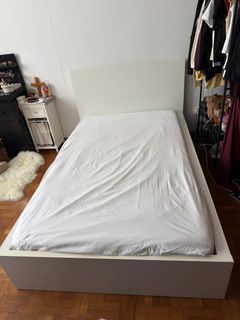 (Category: ) located in . Submitted by davrine (Listing ID 1444706512, Image 1). Description: .