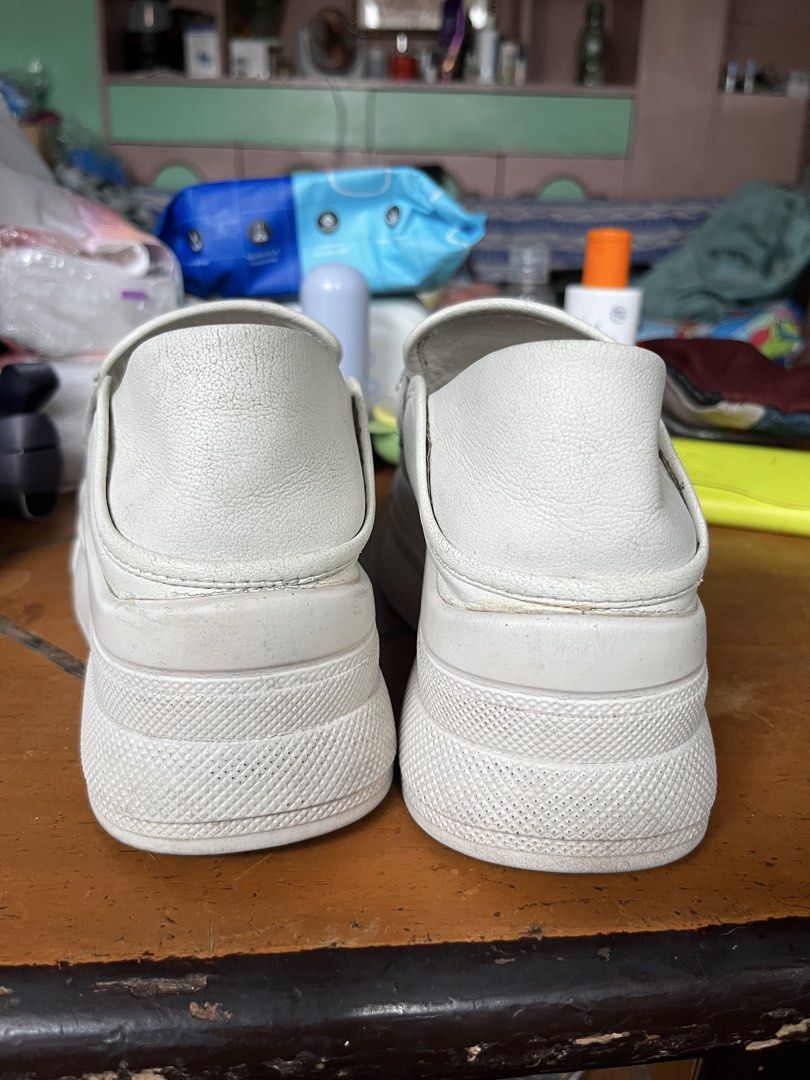 White Platform Loafers with Rhinestone Detail (Category: Loafers) located in Paranaque City. Submitted by tinnd (Listing ID 1444722031, Image 3). Description: - White platform loafers - Sparkly rhinestone strap across the front - Slip-on style - Brand: KEJIANNI (visible on insole) - Chunky sole for added height - Ideal for casual wear - Preloved manage expectation -need wash .