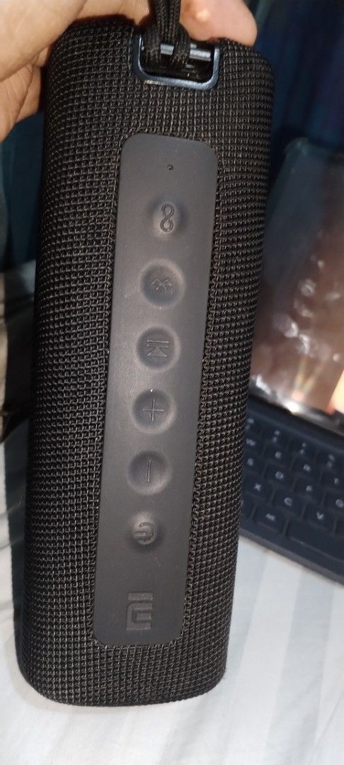 Xiaomi Mi Portable Bluetooth Speaker 5.0 IPX7 Waterproof (Category: Soundbars, Speakers & Amplifiers) located in Quezon. Submitted by theknee (Listing ID 1444780819, Image 3). Description: - Xiaomi Mi Portable Bluetooth Speaker - Long playback time - IPX7 waterproof - High quality sound - Bluetooth 5.0 - Available colors .