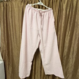 (Category: ) located in . Submitted by declutterphi1 (Listing ID 1444797376, Image 1). Description: .