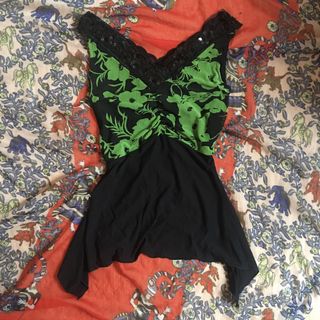 (Category: ) located in . Submitted by okayokayfinds (Listing ID 1444843515, Image 1). Description: .