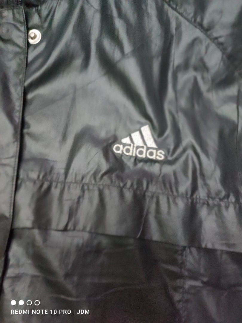 Adidas Climaproof (Category: Coats, Jackets and Outerwear) located in Antipolo. Submitted by klashnikov (Listing ID 1441466515, Image 3). Description: Size:XL Dimes:W22"xL34 Tags:complete Condition:Excellent Honest issue:signs of usage Payment option:Bank transfer,gcash,cash 500php only Antipolo City area pick-up/meetup/shipping Pwede videocall for legitimacy Pls. Check my sellers feedback (marketplace) for peace of mind in buying. Pls. Manage yo