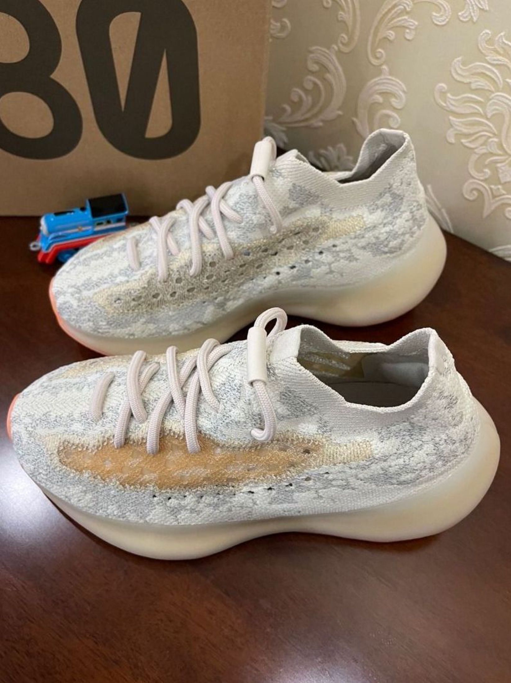 adidas originals Yeezy Boost 380 Athletic Leisure Shoes Peach Pink (Category: Sneakers) located in Singapore. Submitted by jiobravewater (Listing ID 1441582571, Image 3). Description: Adidas — adidas originals Yeezy Boost 380 Athletic Leisure Shoes Peach Pink 🆕 New / 📦 Free ship / 💰 COD Interested? Chat me 👋.
