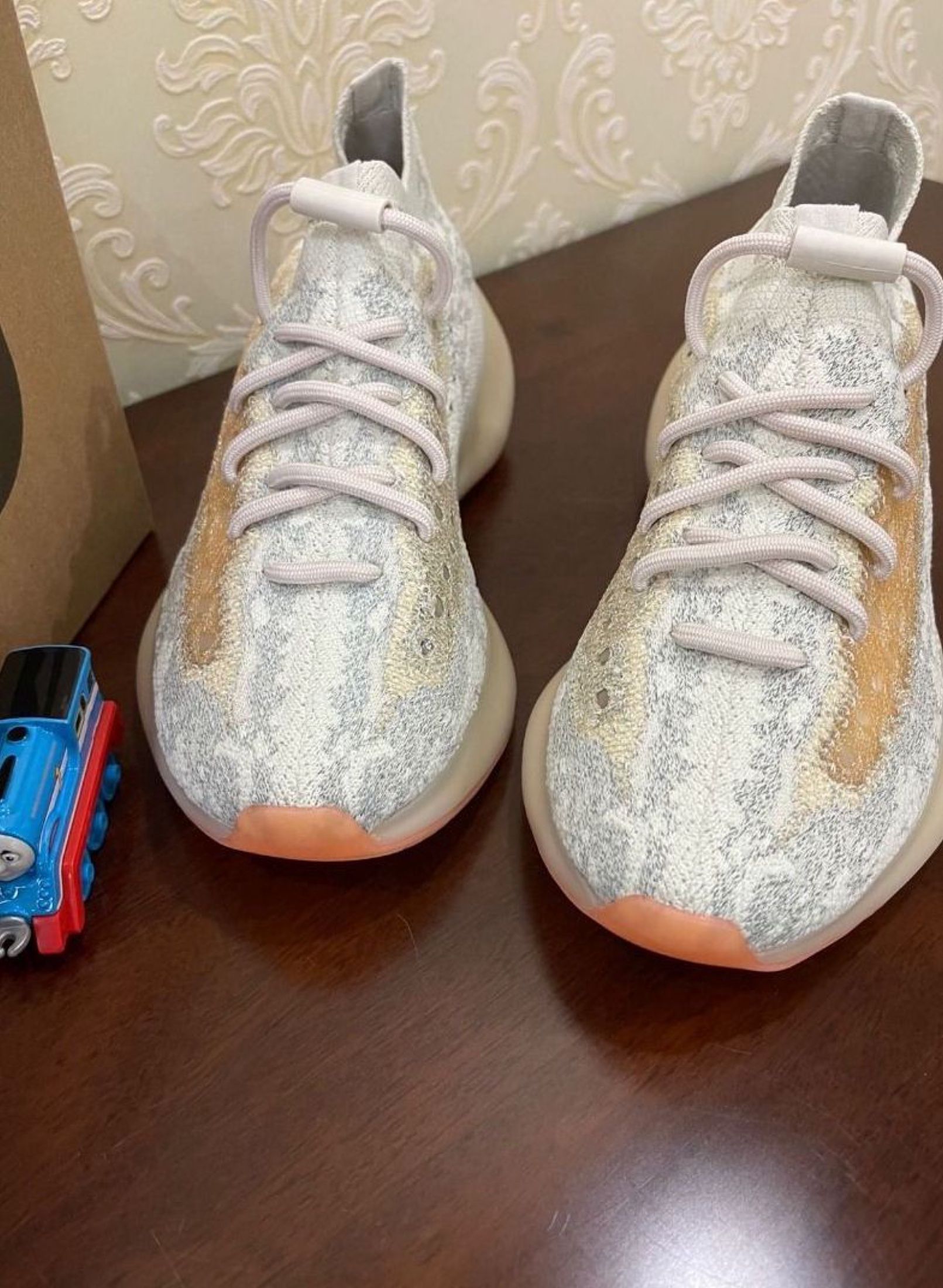adidas originals Yeezy Boost 380 Athletic Leisure Shoes Peach Pink (Category: Sneakers) located in Singapore. Submitted by jiobravewater (Listing ID 1441582571, Image 2). Description: Adidas — adidas originals Yeezy Boost 380 Athletic Leisure Shoes Peach Pink 🆕 New / 📦 Free ship / 💰 COD Interested? Chat me 👋.