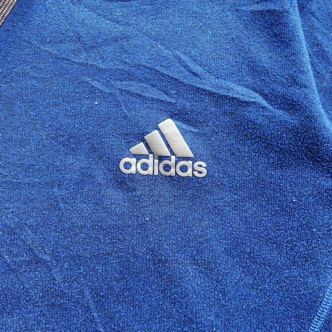 Adidas Pullover Hoodie (Category: Coats, Jackets and Outerwear) located in Batangas. Submitted by _thriftxplug (Listing ID 1441381412, Image 2). Description: Adidas Pullover Hoodie Size: Medium Width 21 x 27 Length No issue Good condition Grab: ₱299.
