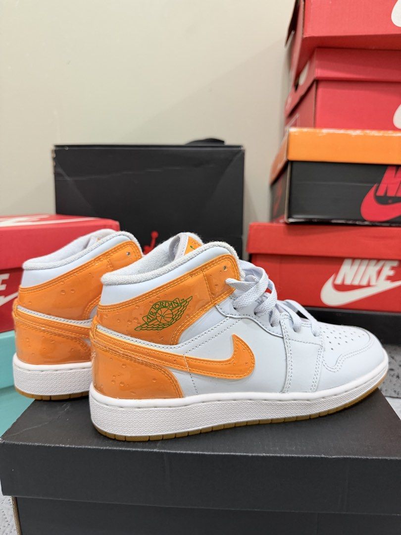 Air Jordan 1 Mid SE (GS) (Category: Looking For) located in Manila. Submitted by rvt_xx (Listing ID 1441510328, Image 3). Description: Air Jordan 1 Mid SE (GS) Size 4y Euro 36.