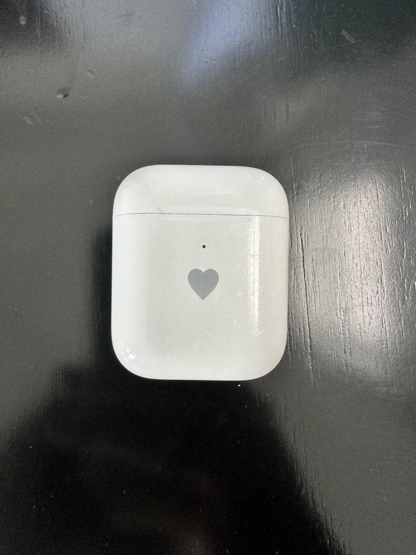 Apple AirPods 2nd Gen