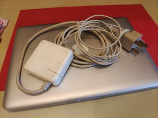 Apple MacBook A1278 (Windows Version)479406926207406080