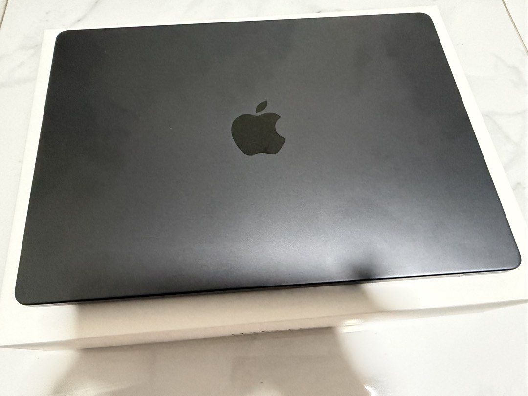 Apple MacBook Pro 14-inch M5 Chip 1TB