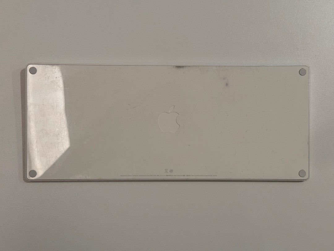 Apple Magic Keyboard (A1314) - White471294847139205121