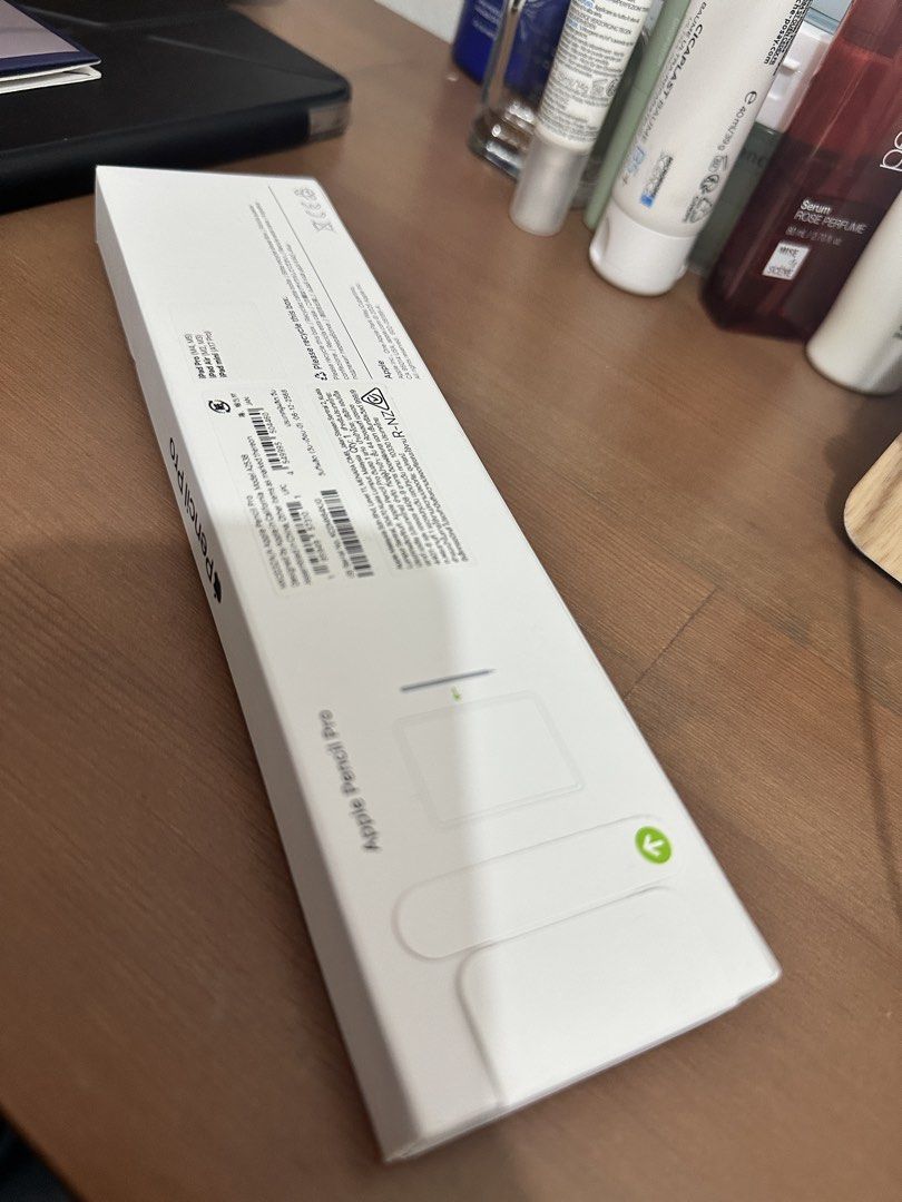 Apple Pencil Pro - Brand New471279376689408002