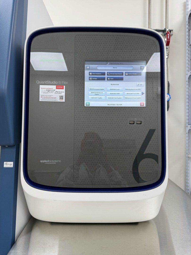 Applied Biosystems QuantStudio 6 Flex qPCR Machine470924334413926400