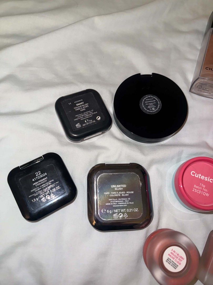 Assorted Eyeshadow Palettes, Blushes, and More (Category: Makeup) located in Malolos. Submitted by 3cyclothing (Listing ID 1441504470, Image 3). Description: Pre loved Make Ups huda cotton candy - 880 ❌ SOLD huda bubblegum - 800 ❌ SOLD chanel les beiges blush - 3,000 ❌ SOLD tarte palette - 1,800❌ SOLD saie - 1,500 kiko unlimited blush - 800 ❌ SOLD kiko smart blush - 480 kiko high pigment eyeshadow - 550 huda cc - 880 ❌ SOLD elf brow gel - 400 ❌ S