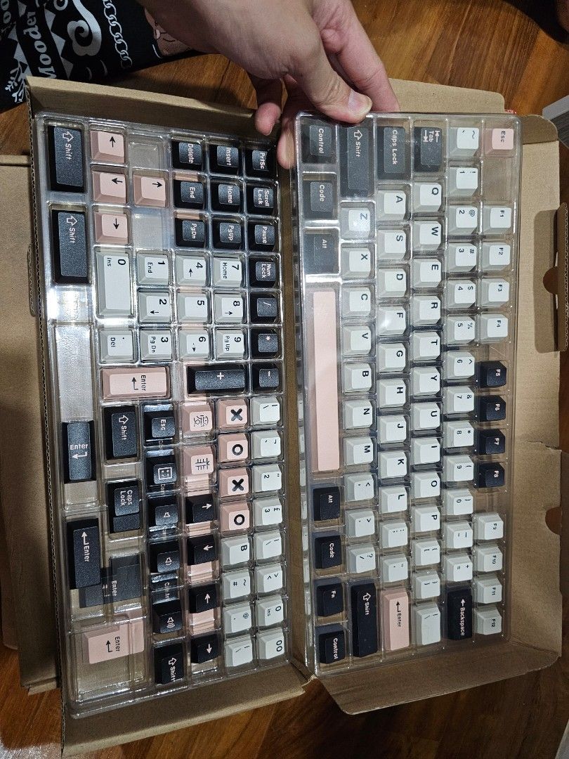 Assorted Keycaps for Mechanical Keyboard471272093490892801