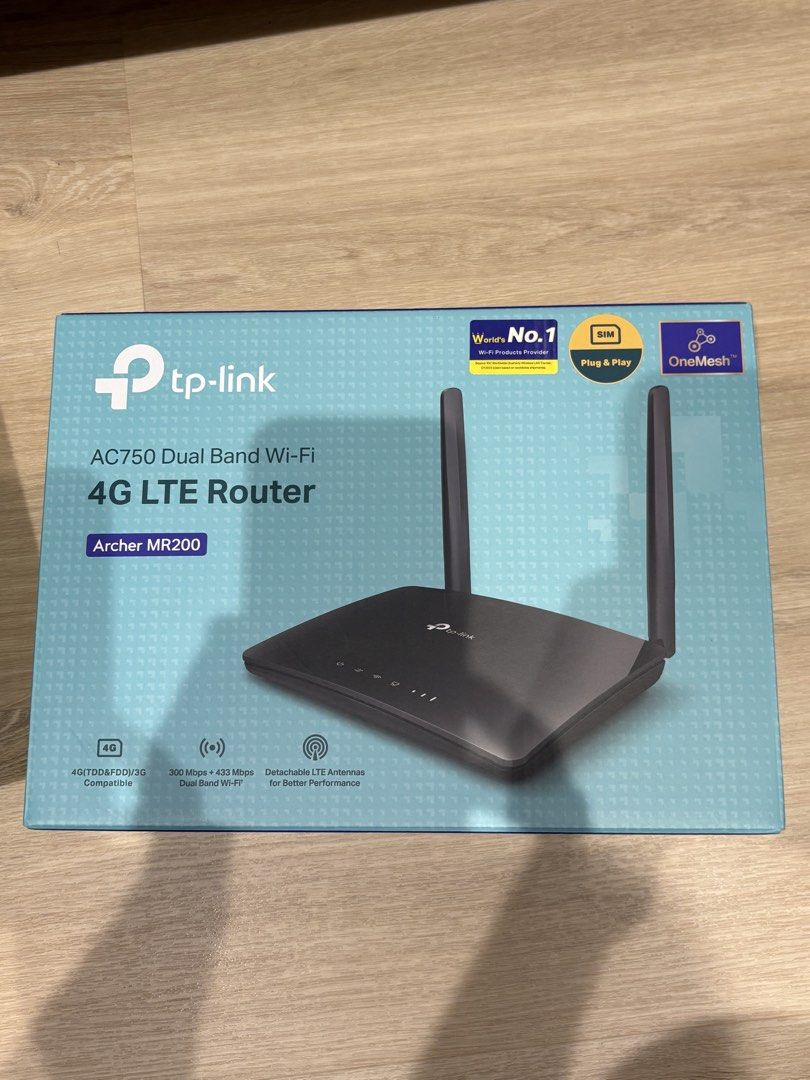 Assorted TP-Link routers with SIM card functionality (AC1200, AC750)471398999781560323