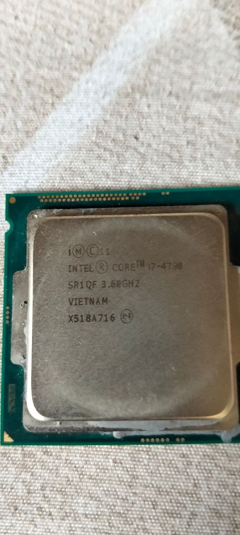 ASUS Motherboard and Intel Core i7-4790 CPU (Category: Desktops) located in Caloocan City. Submitted by jumstin22 (Listing ID 1441485293, Image 2). Description: - ASUS H81M-K Motherboard - Intel Core i7-4790 Processor (3.60GHz) - Tested and working when removed from system - Sold as a bundle - Ideal for budget PC builds or upgrades.
