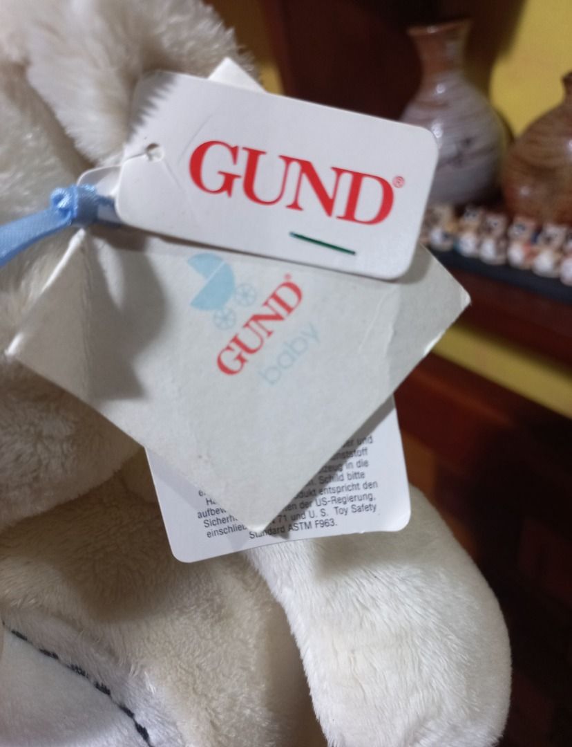 AUTHENTIC GUND Cream Teddy Bear Plush (with complete tags) (Category: Plushies & Soft Toys) located in Pugo. Submitted by mhylee_fang1989 (Listing ID 1441510426, Image 2). Description: .