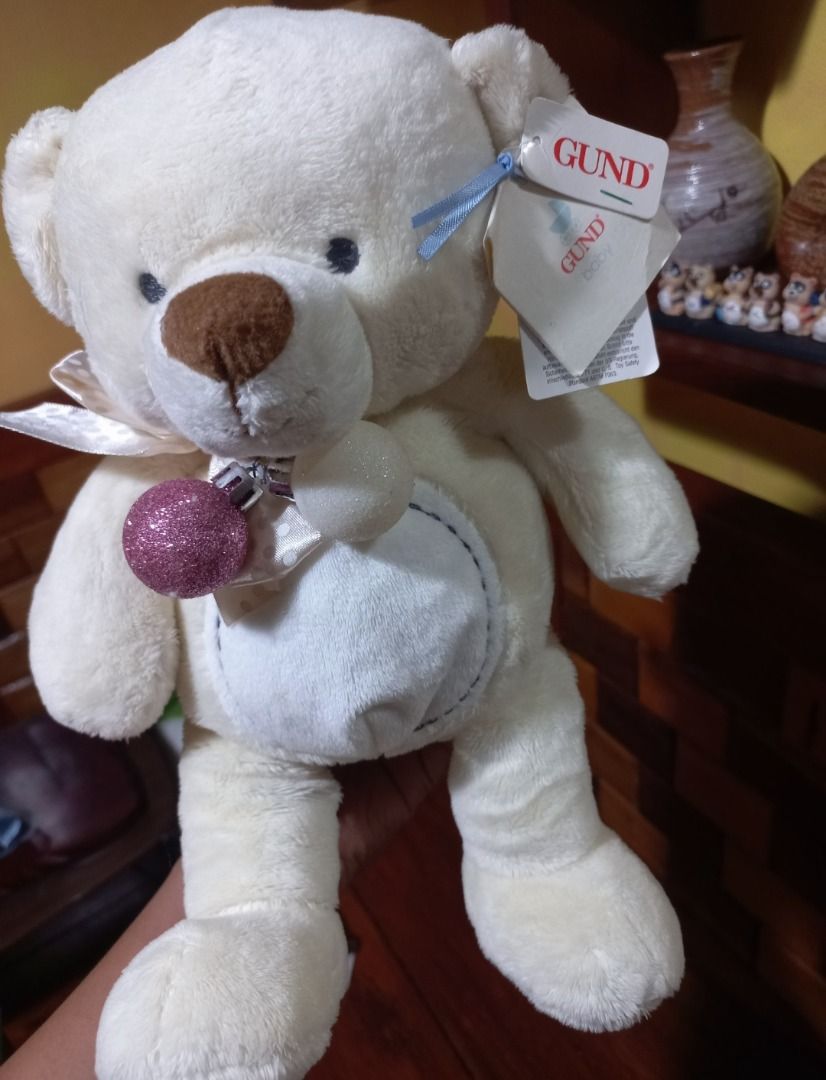 AUTHENTIC GUND Cream Teddy Bear Plush (with complete tags) (Category: Plushies & Soft Toys) located in Pugo. Submitted by mhylee_fang1989 (Listing ID 1441510426, Image 1). Description: .
