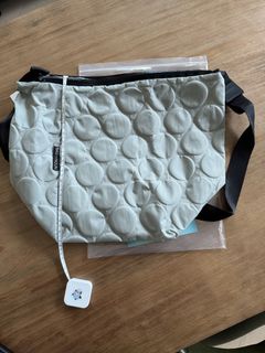 （分類：）位於 。 由 qqwon 提交（商品編號 1441491996，圖片 1）。簡介： 。