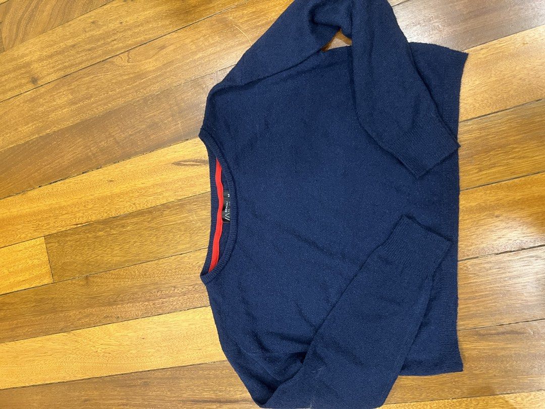 Bench/Active Navy Blue Sweater and Shorts Set (Category: Activewear) located in Taguig. Submitted by jassylop (Listing ID 1441555457, Image 2). Description: - Bench/Active navy blue knit set - Long-sleeved sweater with red trim detail (Size M) - Matching shorts with elastic waistband and pockets (Size S) - Ideal for casual wear or lounging.