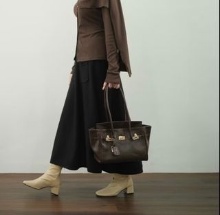 (Kategori: ) berada di . Dikirim oleh atryaaa (ID iklan 1441387567, Gambar 1). Deskripsi: .
