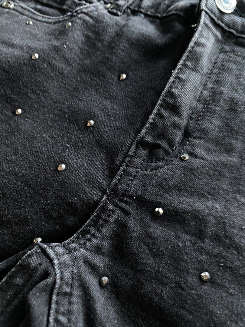 Black Denim Shorts (Category: Shorts) located in Tarlac. Submitted by rieselects (Listing ID 1441465201, Image 3). Description: Size (inches): Waist: 26 Hips: 24 Length: 9 Details: All-over stud embellishments, frayed hem.