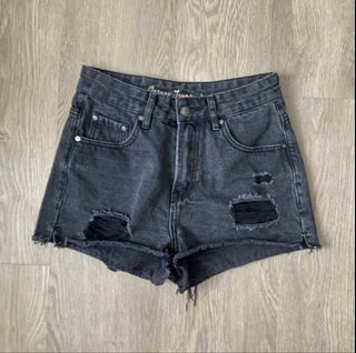 (Category: ) located in . Submitted by pandoes (Listing ID 1441430144, Image 1). Description: .