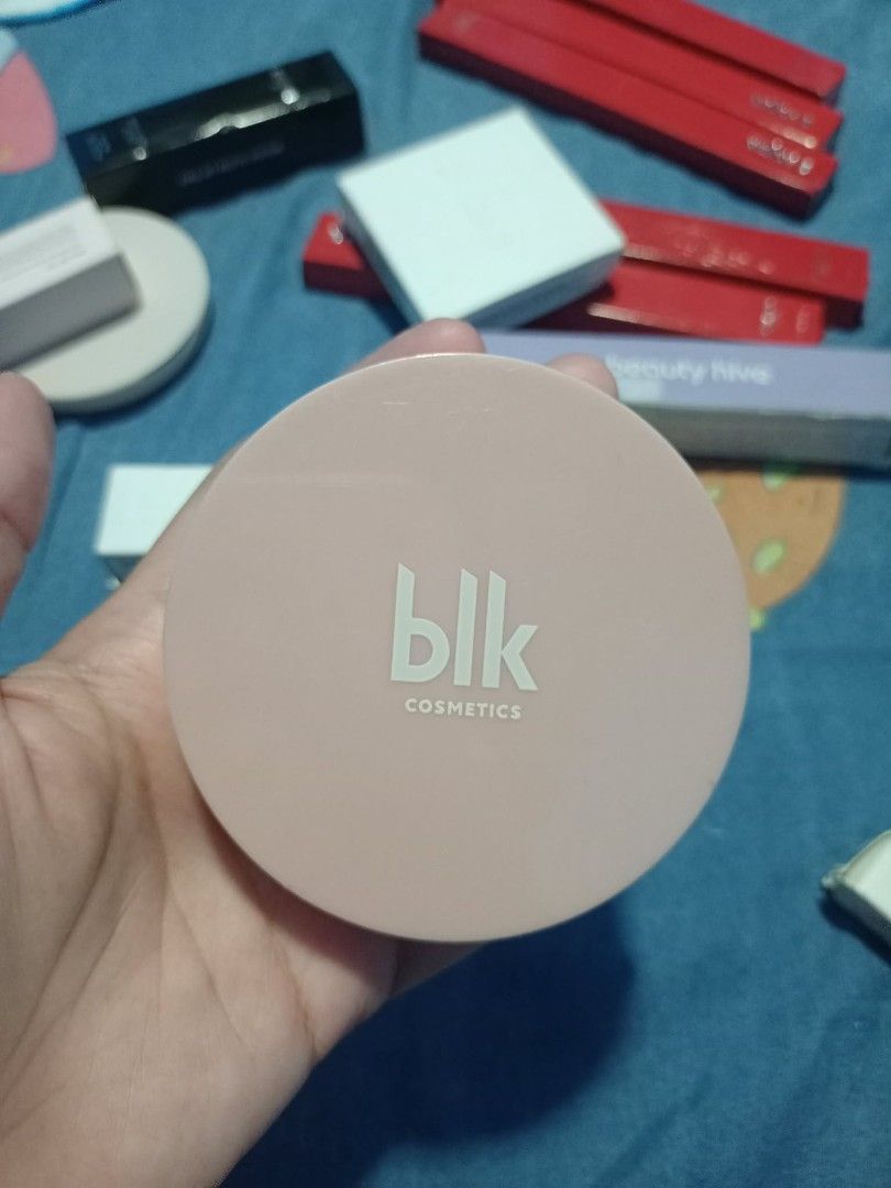 BLK Cosmetics Airy Matte Perfecting Foundation SPF20 Butterscotch (Category: Makeup) located in Los Banos. Submitted by donnaalbay47990 (Listing ID 1441548813, Image 1). Description: - BLK Cosmetics Airy Matte Perfecting Foundation - Shade: Butterscotch - Finish: Matte - SPF: 20 - Ideal for: Everyday wear - Packaging: Light pink compact - Condition: Selling as is.