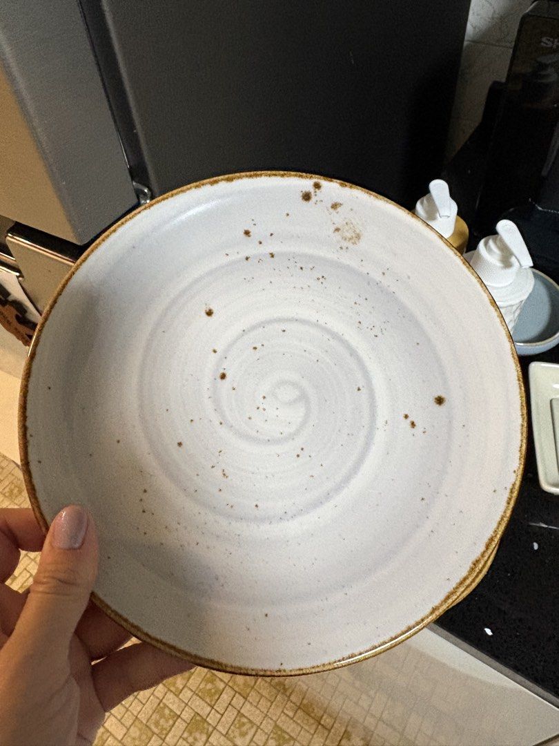 Branded dish ware for free471567199351623684