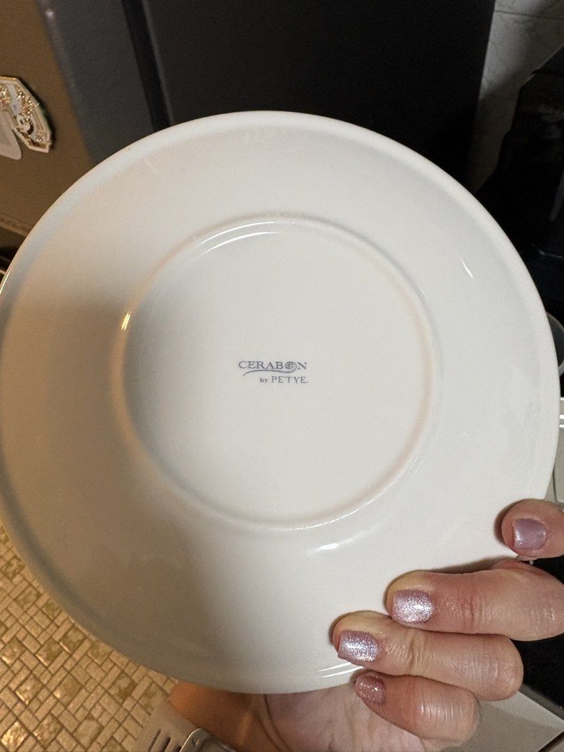 Branded dish ware for free471567199351623683