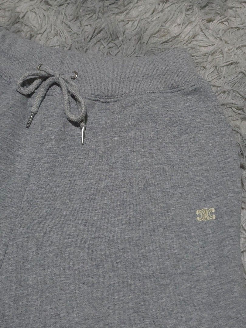 Celine Grey Sweat Shorts with Logo (Category: Shorts) located in Abulug. Submitted by humanwhosellthings (Listing ID 1441486194, Image 2). Description: C E L I N È ✅️Size: 24-34W x 16L ✅Condition: Excellent ✅Issue: none ✅Color Rate: 9.8/10.