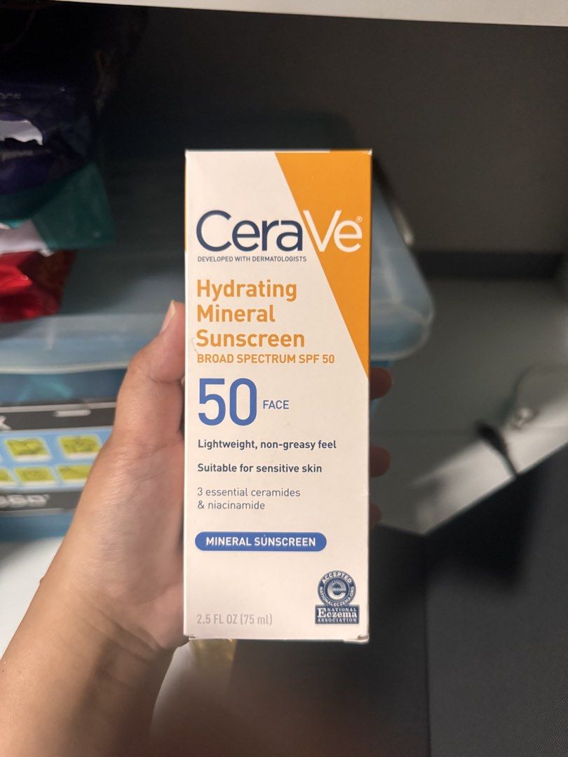 CeraVe Hydrating Mineral Sunscreen (Category: Face Care) located in Quezon City. Submitted by krstnirishy (Listing ID 1441416159, Image 1). Description: .