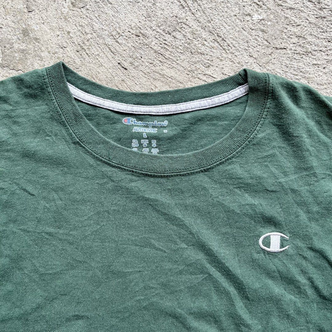 Champion Classic Shirt (Category: Tshirts & Polo Shirts ) located in Batangas. Submitted by _thriftxplug (Listing ID 1441380524, Image 2). Description: Champion Classic Shirt Size: Large Width 22 x 28 Length No issue Good condition Grab: ₱199.