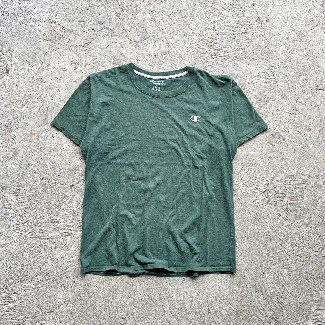 Champion Classic Shirt (Category: Tshirts & Polo Shirts ) located in Batangas. Submitted by _thriftxplug (Listing ID 1441380524, Image 1). Description: Champion Classic Shirt Size: Large Width 22 x 28 Length No issue Good condition Grab: ₱199.