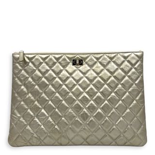 (Category: ) located in . Submitted by carousellluxury (Listing ID 1430903253, Image 1). Description: .