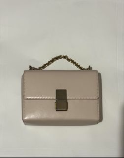 （分類：）位於 。 由 ming_sally 提交（商品編號 1441552138，圖片 1）。簡介： 。