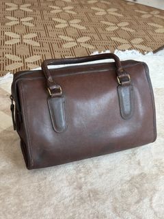(Category: ) located in . Submitted by thrifted121 (Listing ID 1441424053, Image 1). Description: .